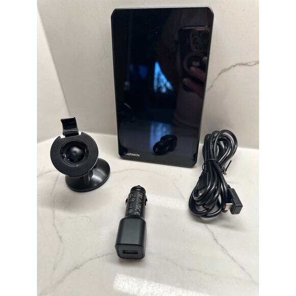 Garmin dēzl™ OTR710 7" GPS Truck Navigator - Picture 6 of 8